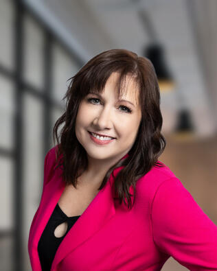Headshot of Cherie Straub