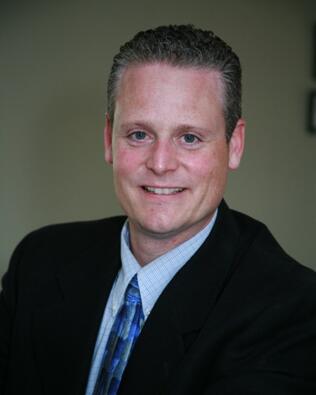 Headshot of Robert Miller