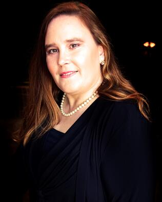 Headshot of Mavis Heavener