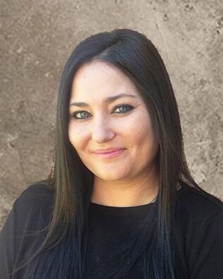 Headshot of Ashlie Daniels