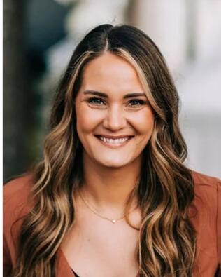 Headshot of Amber Tuck