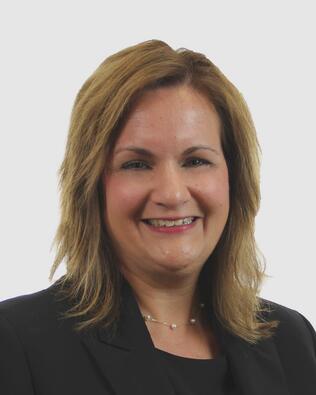 Headshot of Donna McGarry