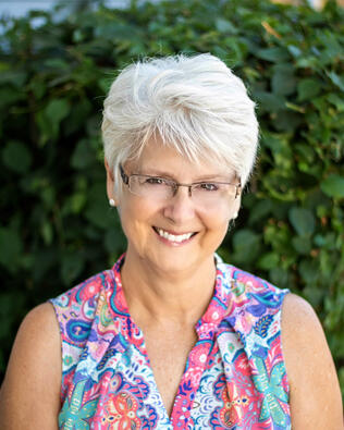 Headshot of The Van Mouwerik Team