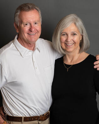Headshot of Bob & Gail McLain Team