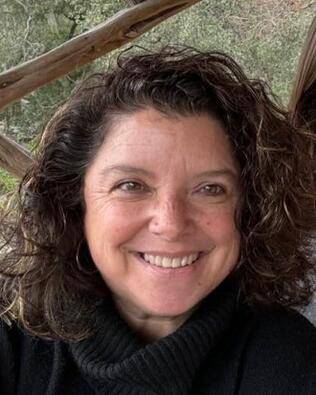 Headshot of Melissa Naiser
