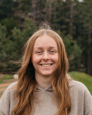 Headshot of Alyssa Moncada