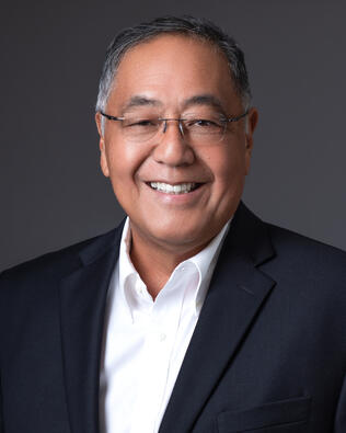 Headshot of Thomas Kiyabu