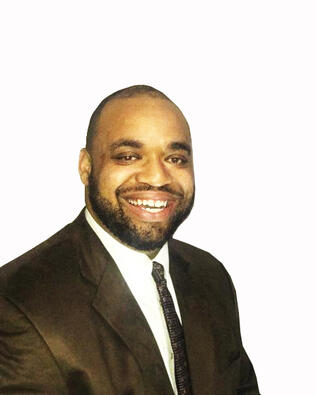 Headshot of Lawrence Pinkney