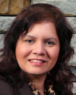Headshot of Geeta Phadte