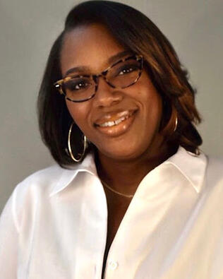 Headshot of LaShawna Davis