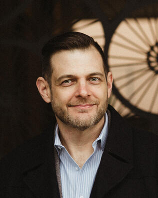 Headshot of Gregory Walker