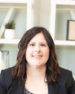 Headshot of Erin Crentsil