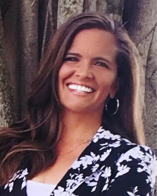 Headshot of Erin Spencer