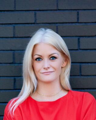 Headshot of Svenja Howerton