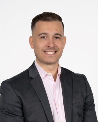 Headshot of Matthew Monteiro