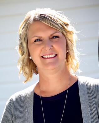 Headshot of Karen Crouch