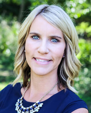 Headshot of Renee Dunkel