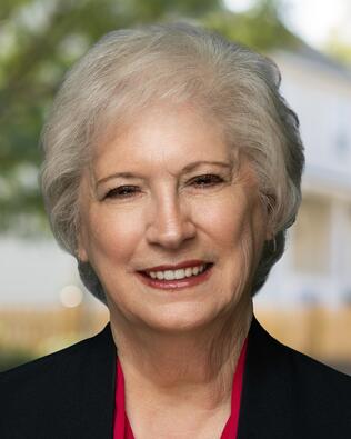 Headshot of Joyce Braithwood