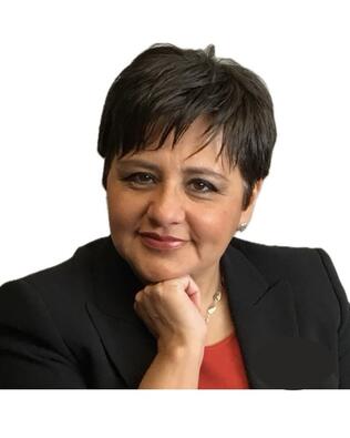 Headshot of Dalia Izvolsky