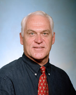 Headshot of Gregory Scott Kiel
