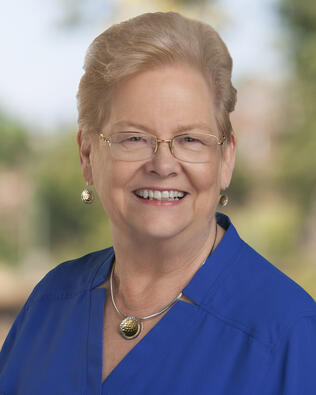 Headshot of Cynthia Stackhouse