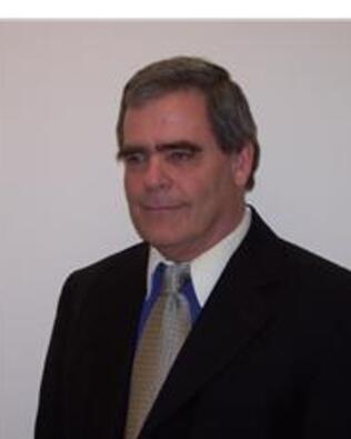 Headshot of Andrew Finter