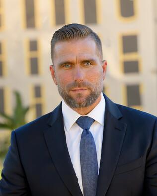 Headshot of Chris Reade