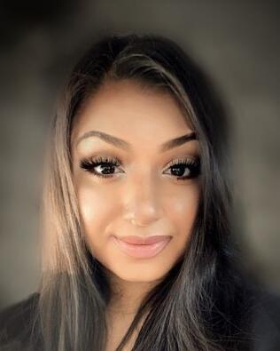 Headshot of Xochitl Abonce