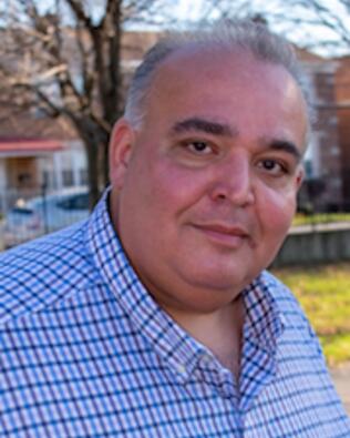 Headshot of Ernesto DeSieno