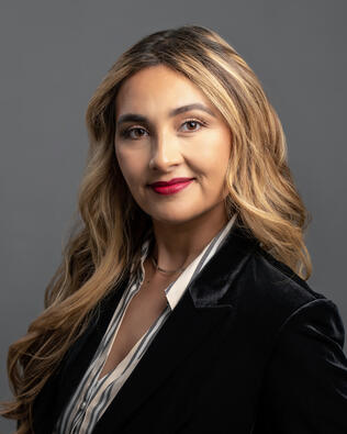 Headshot of Lucia Ruiz