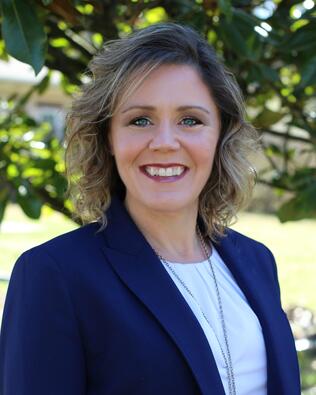 Headshot of Brandi Breeden