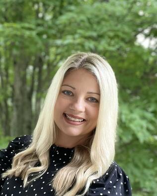 Headshot of Chrissie Morgan