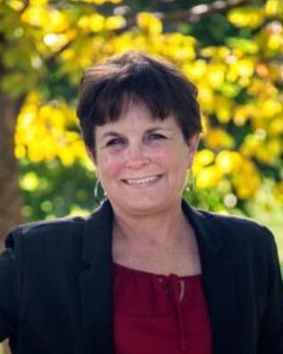 Headshot of Martha McDuffie