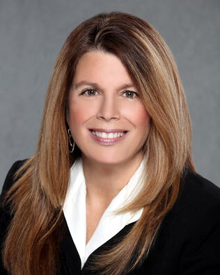 Headshot of Maureen Monte