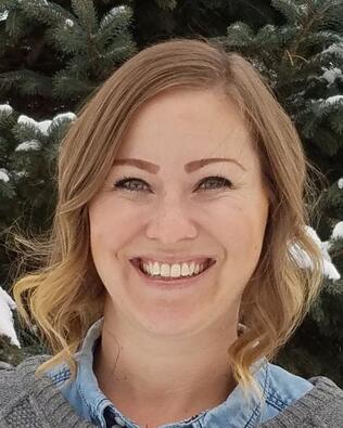 Headshot of Cate