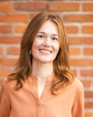 Headshot of Sarah Scott