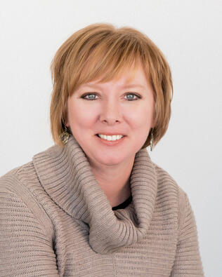 Headshot of Jessica Clemens