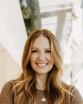 Headshot of Marie Bench