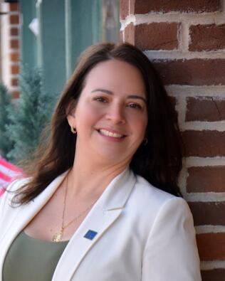 Headshot of Clarisse McCowan