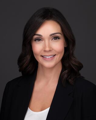 Headshot of Amanda Semiao