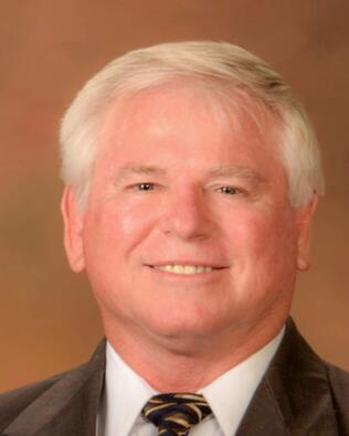 Headshot of Pete Collins
