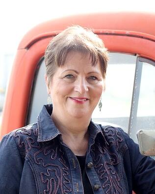 Headshot of Linda Swenson