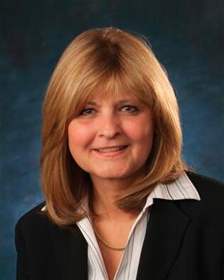 Headshot of Donna Shelton