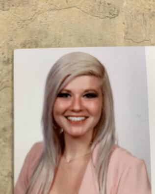 Headshot of Sierra Owens