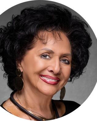 Headshot of Carolyn Martin
