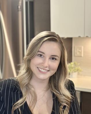 Headshot of Sylwia Gussy