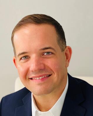 Headshot of Ryan Lawrence