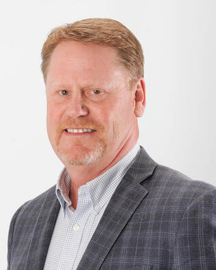 Headshot of Bruce Weegman