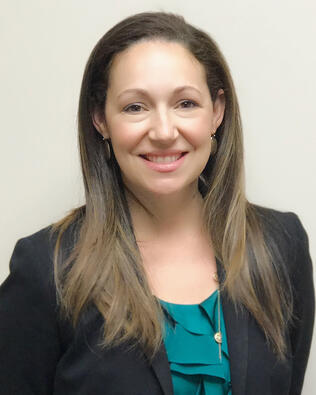 Headshot of Danielle Gibson