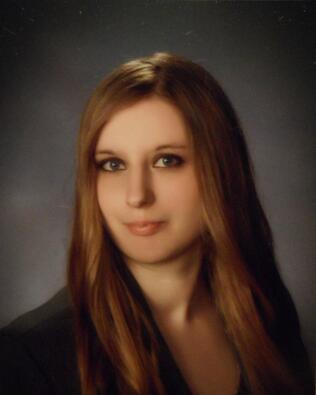 Headshot of Kristen Bloschak